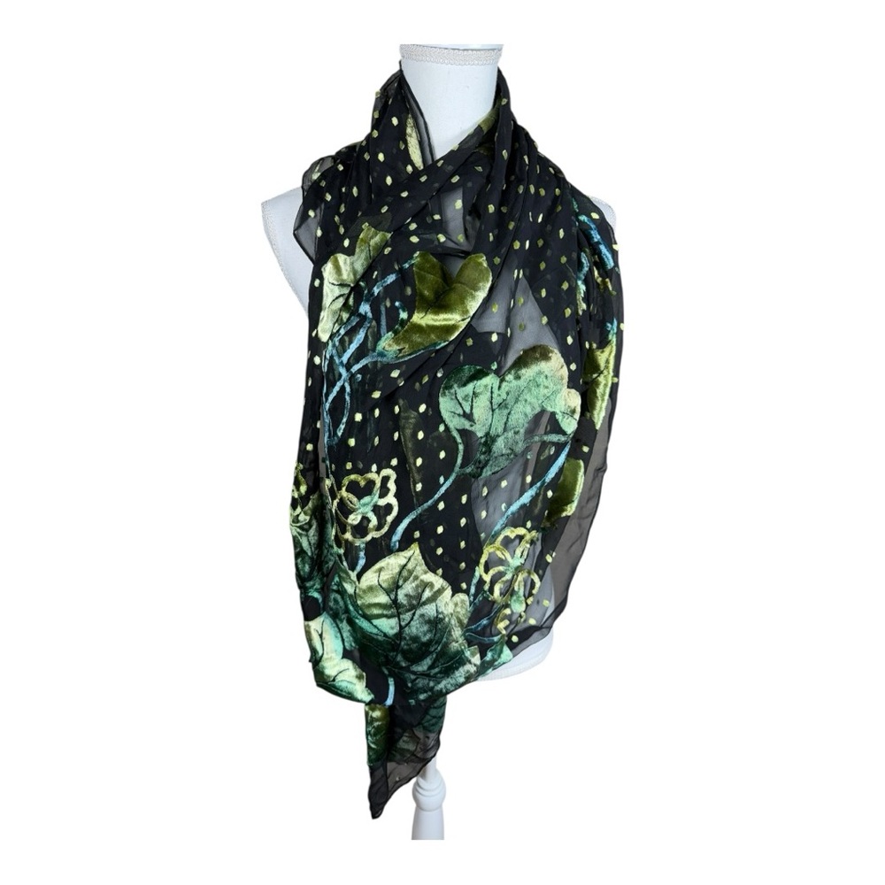 Elegant‎ Black and Green Floral Scarf